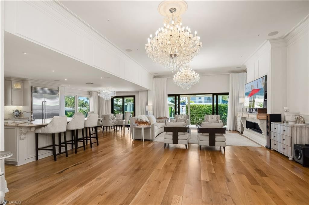 1585 Mullet LN photo 6