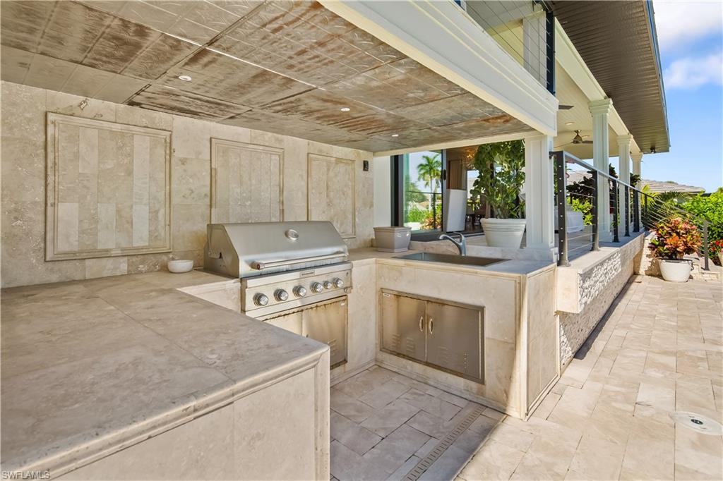 1585 Mullet LN photo 34