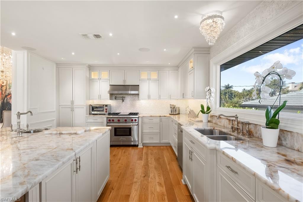 1585 Mullet LN photo 15