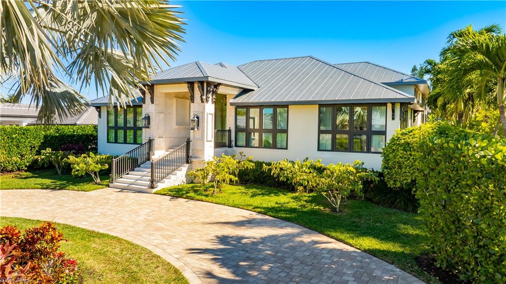 1585 Mullet LN photo 44