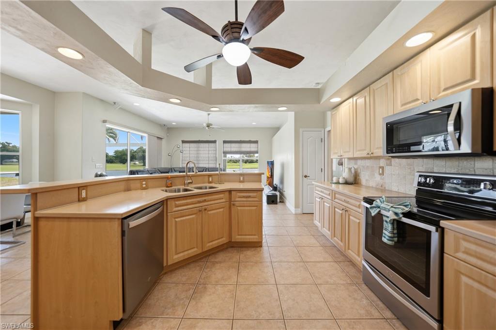 1511 NW 29th PL photo 12