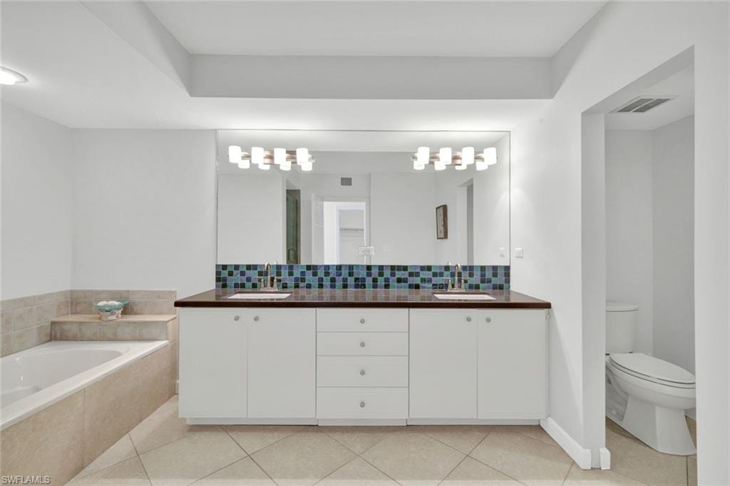 4051 Gulf Shore BLVD N 700 photo 19