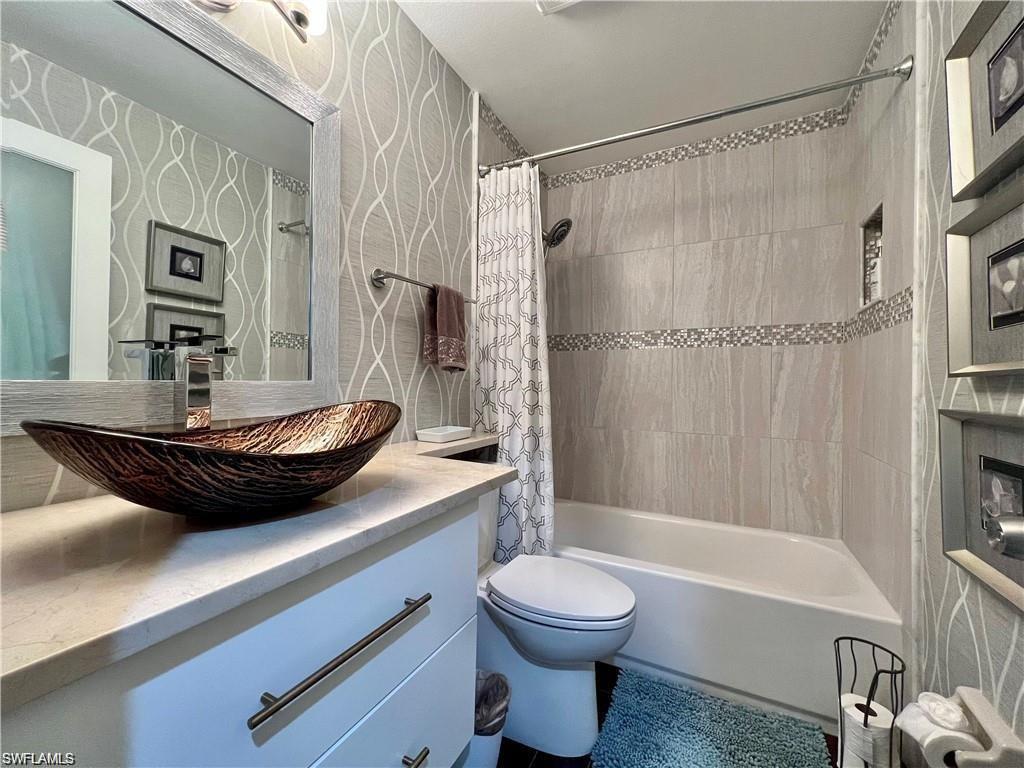 1120 Sarah Jean CIR B205 photo 29