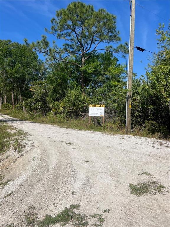 Rasmussen road heading to private driveway