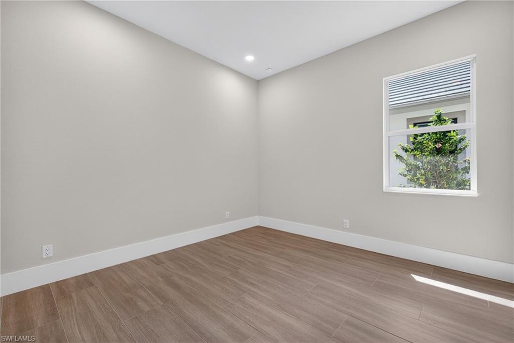 9712 Moonflower LN photo 25