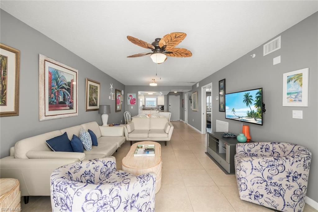 250 Estero BLVD 602 photo 10