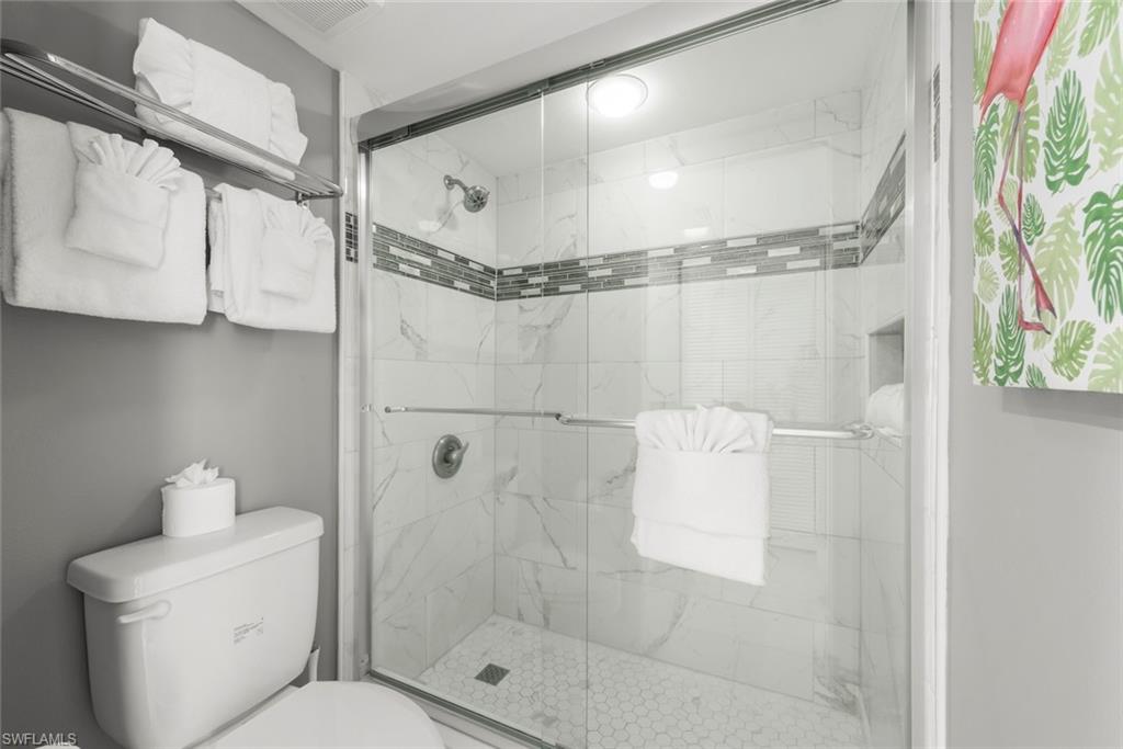 250 Estero BLVD 602 photo 37