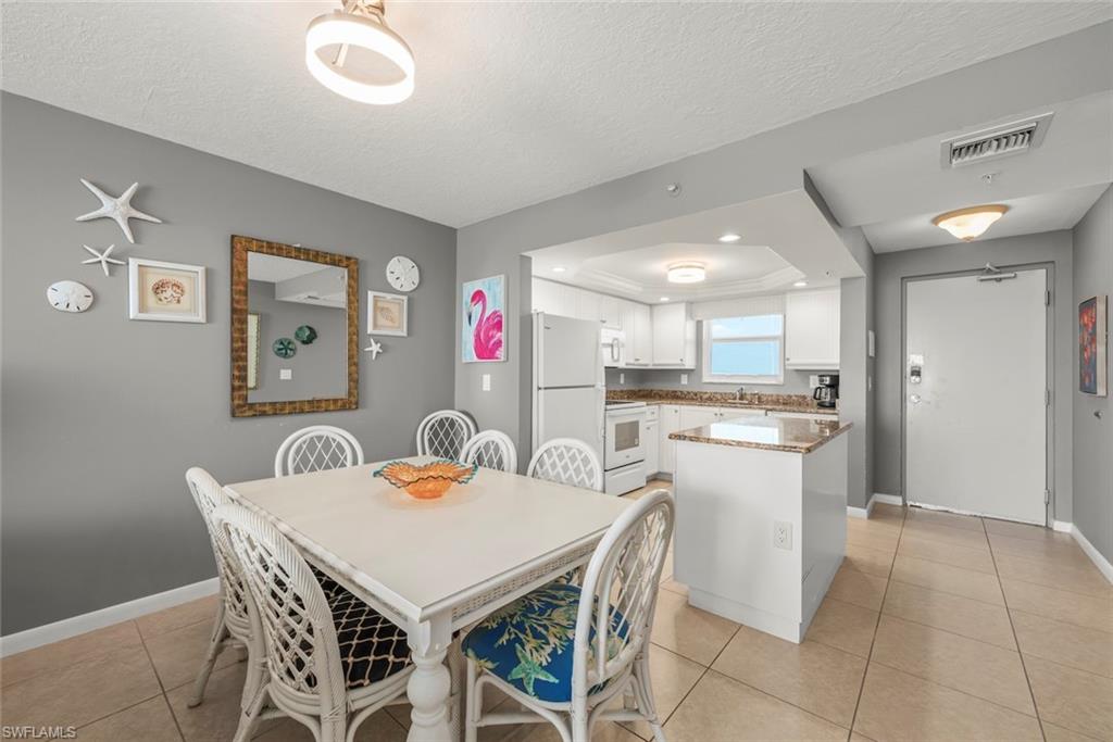 250 Estero BLVD 602 photo 21