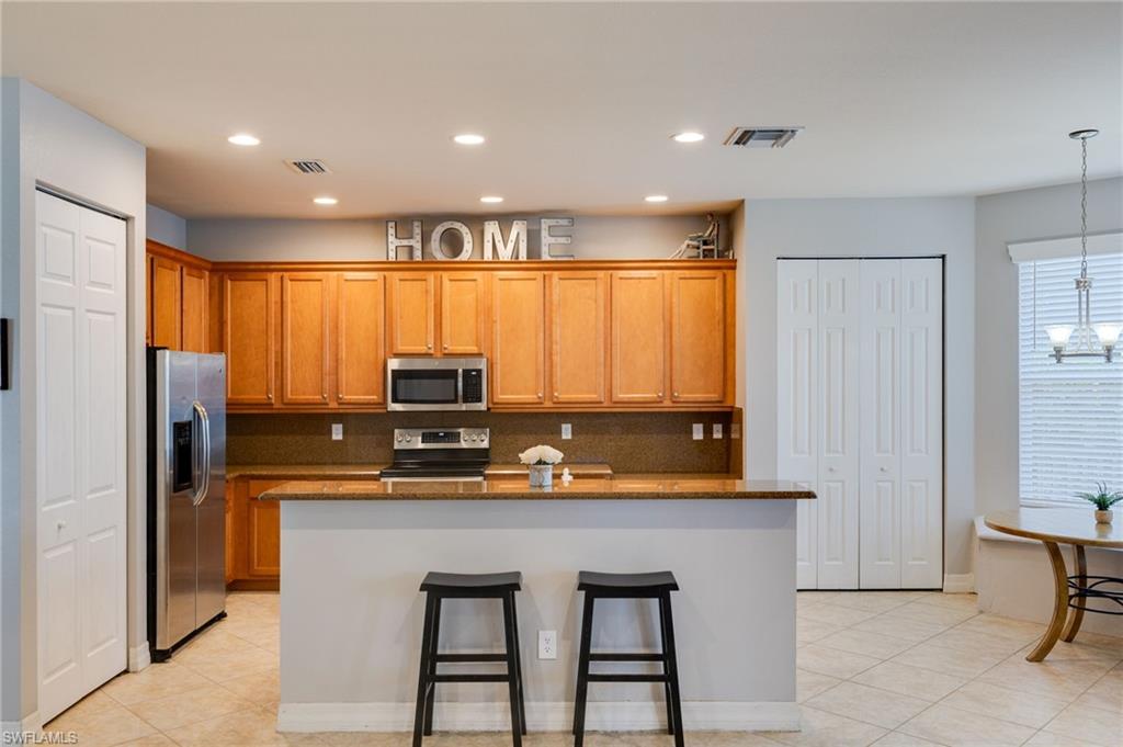 10519 Winged Elm LN photo 7