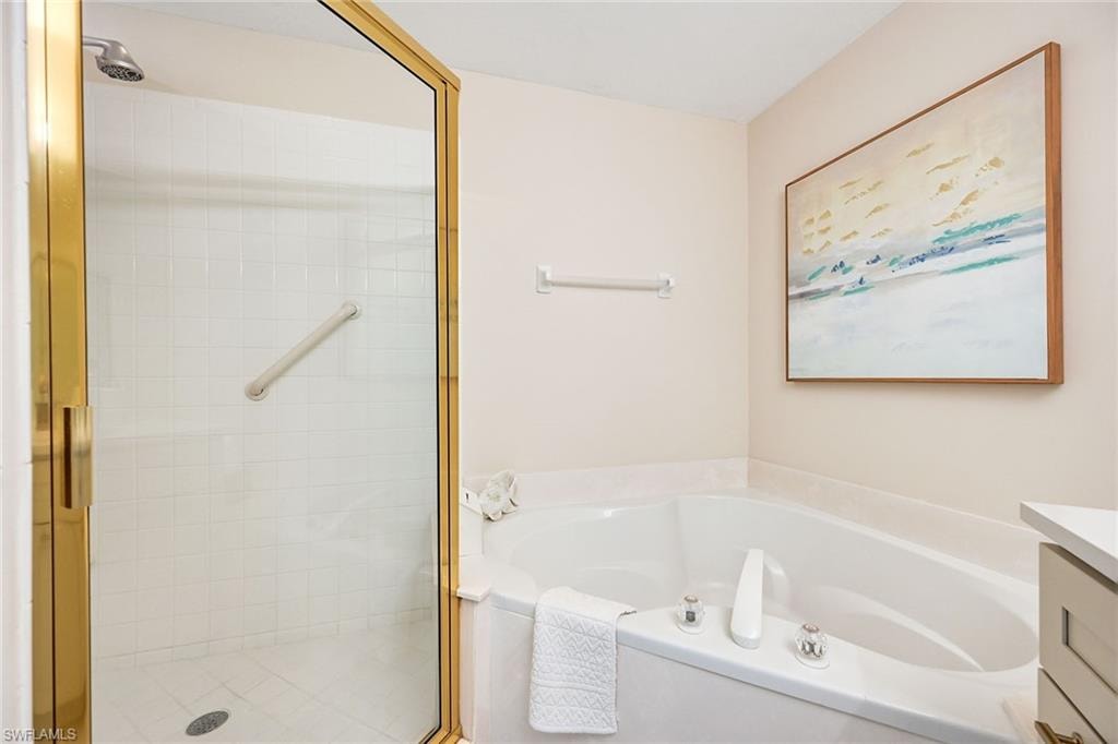 2230 Arielle DR 1902 photo 24