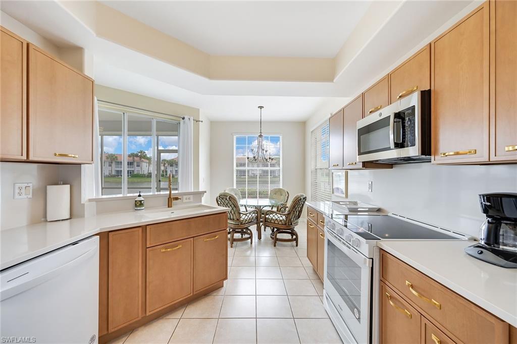 2230 Arielle DR 1902 photo 14