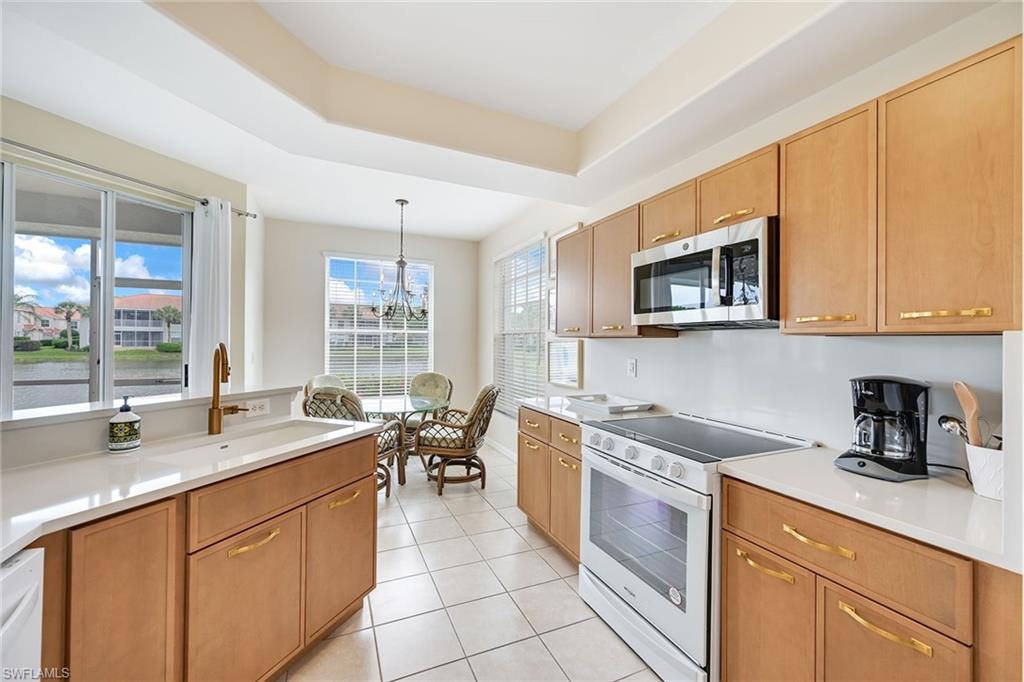 2230 Arielle DR 1902 photo 15