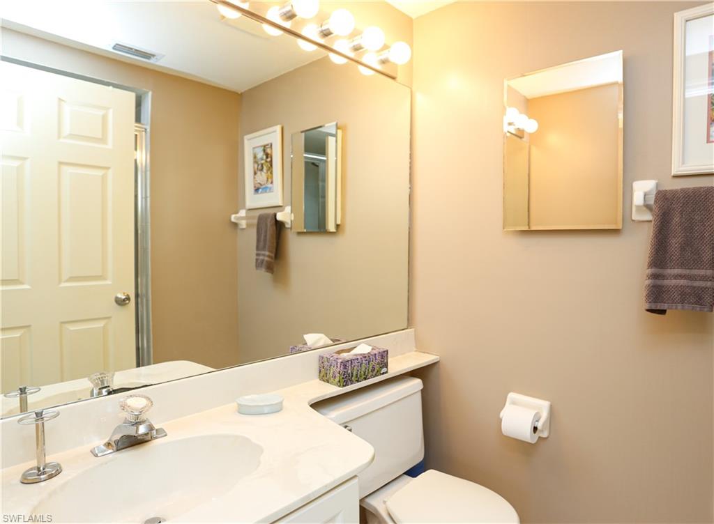 1044 Woodshire LN B203 photo 27
