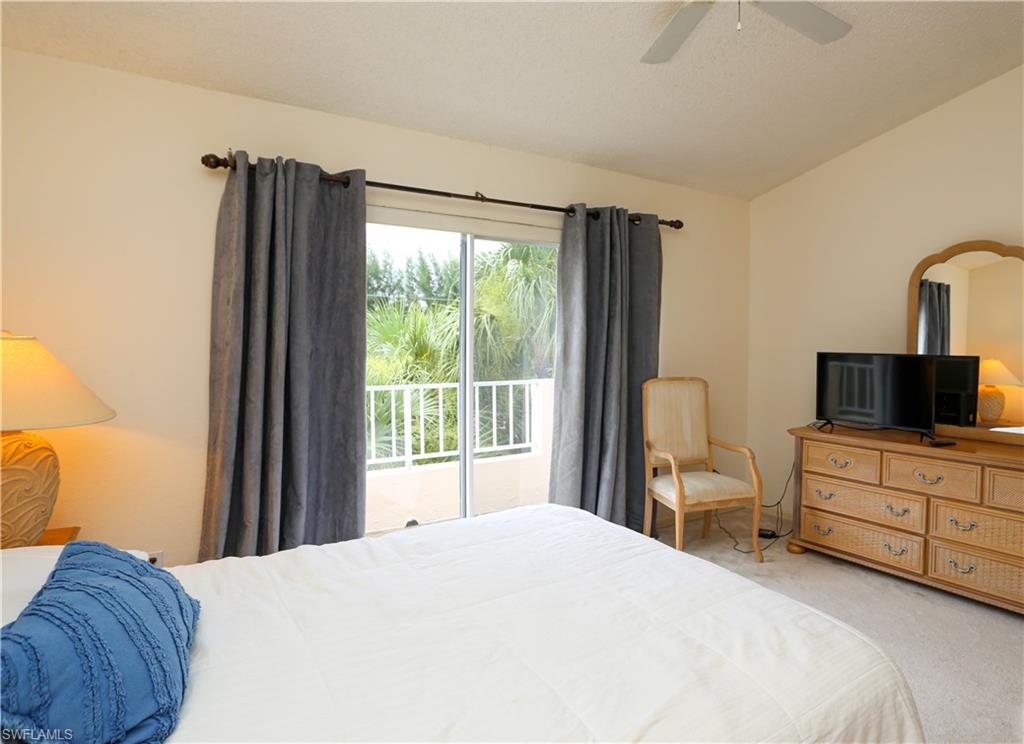 1044 Woodshire LN B203 photo 17