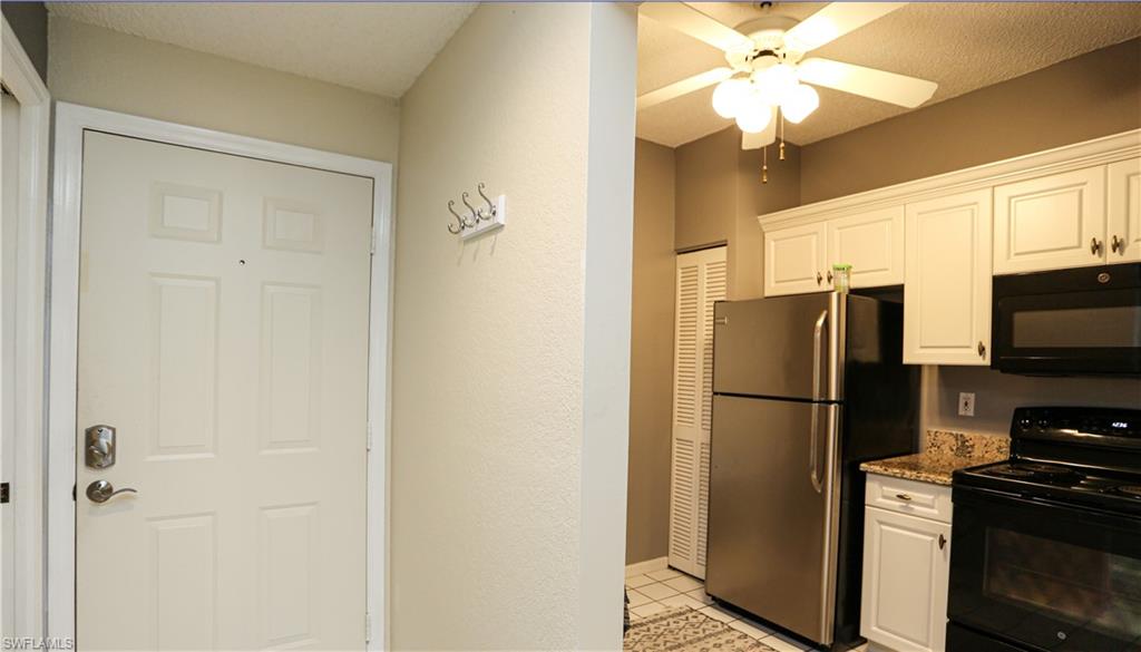 1044 Woodshire LN B203 photo 12