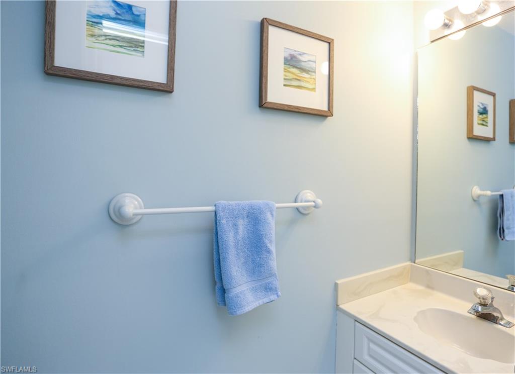 1044 Woodshire LN B203 photo 26