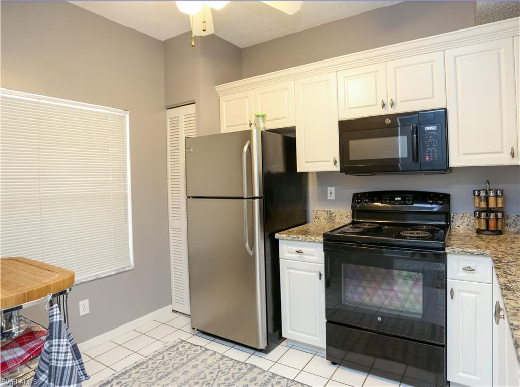 1044 Woodshire LN B203 photo 10