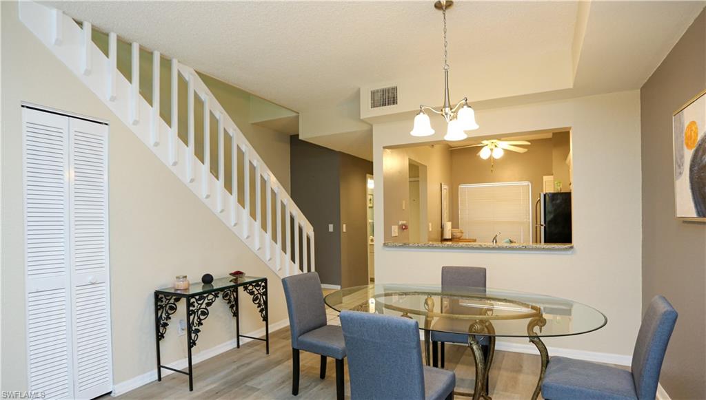 1044 Woodshire LN B203 photo 8