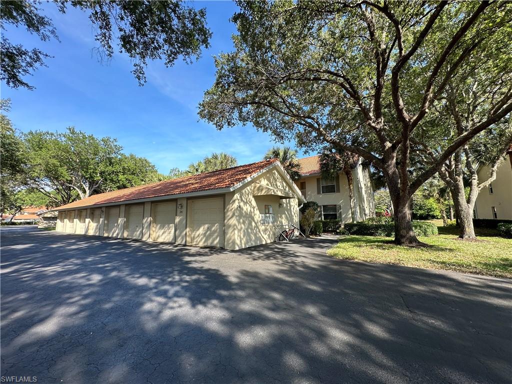 241 Robin Hood CIR 204