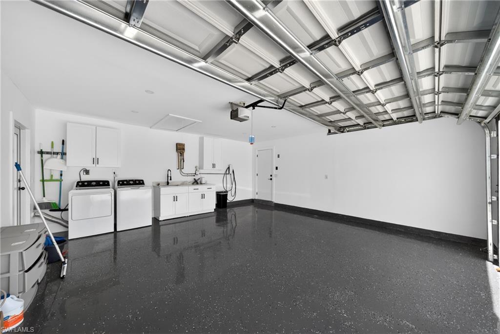1741 SE 29th LN photo 28
