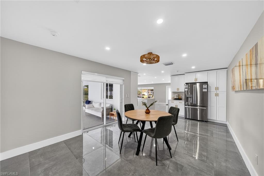 1741 SE 29th LN photo 20