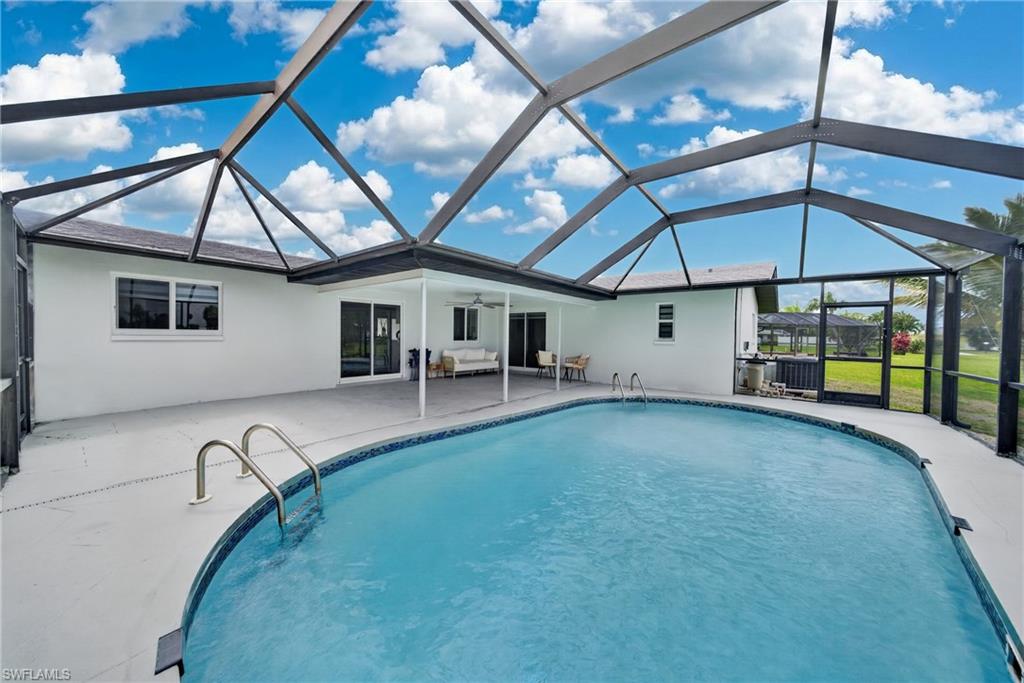 1741 SE 29th LN photo 10