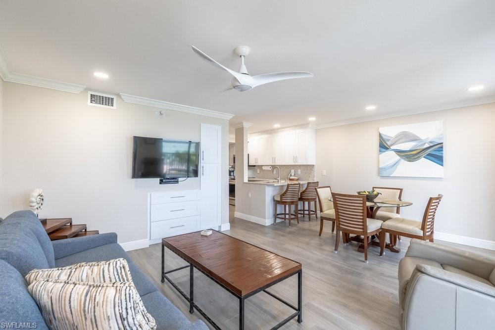 10 Tampa PL 502 photo 12
