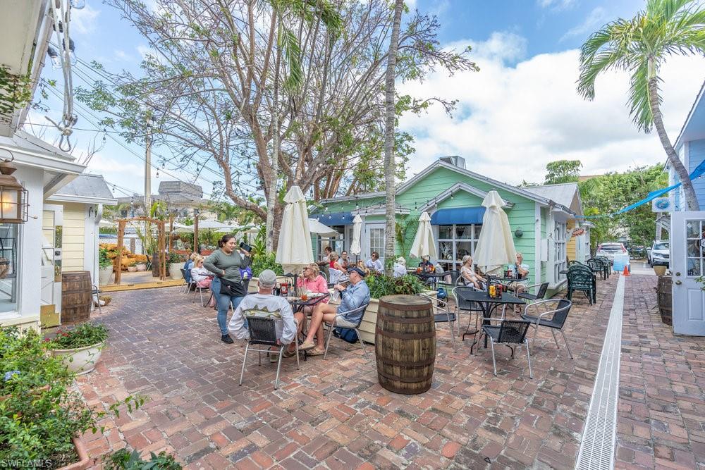 local dining/shopping nearby
