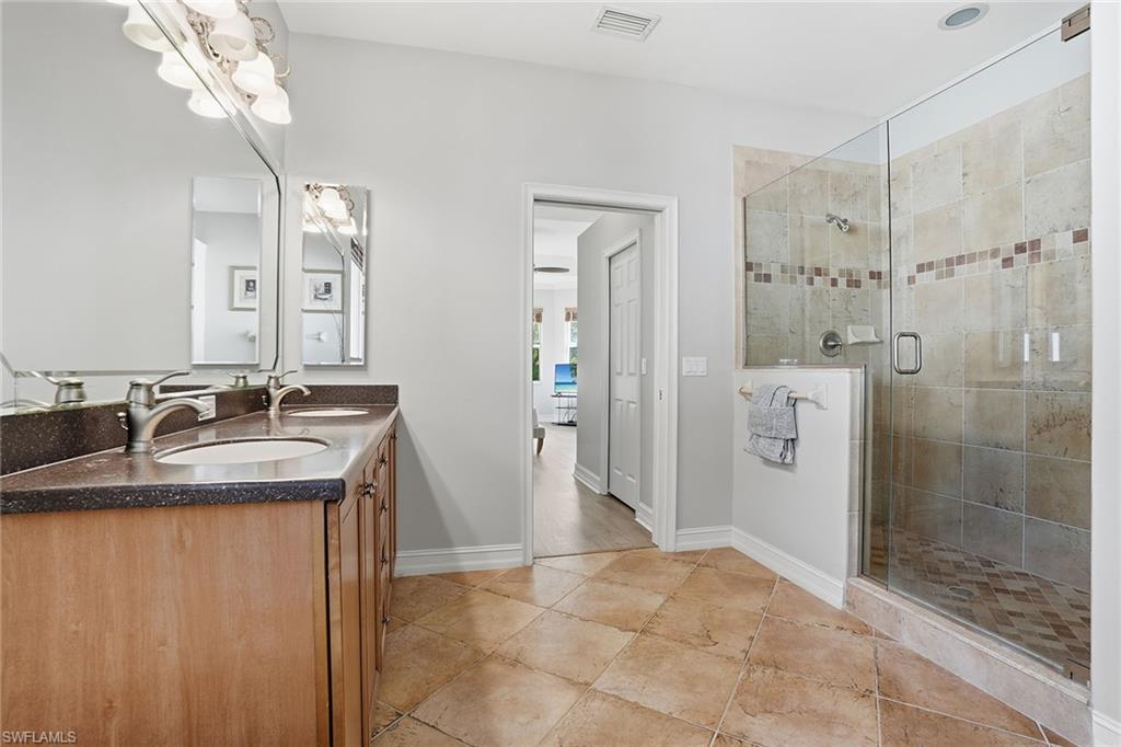 9250 Triana TER 203 photo 20