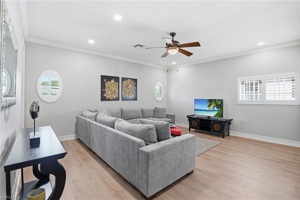 9250 Triana TER 203 photo 29