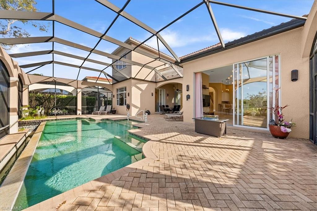 Create Outdoor Dining and Living Area on The Substantial Lanai