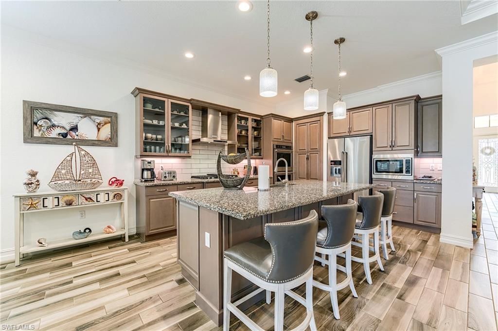 9327 Woodhurst DR photo 34