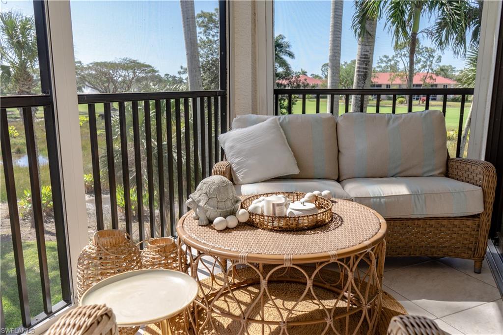 Balcony featuring outdoor lounge area