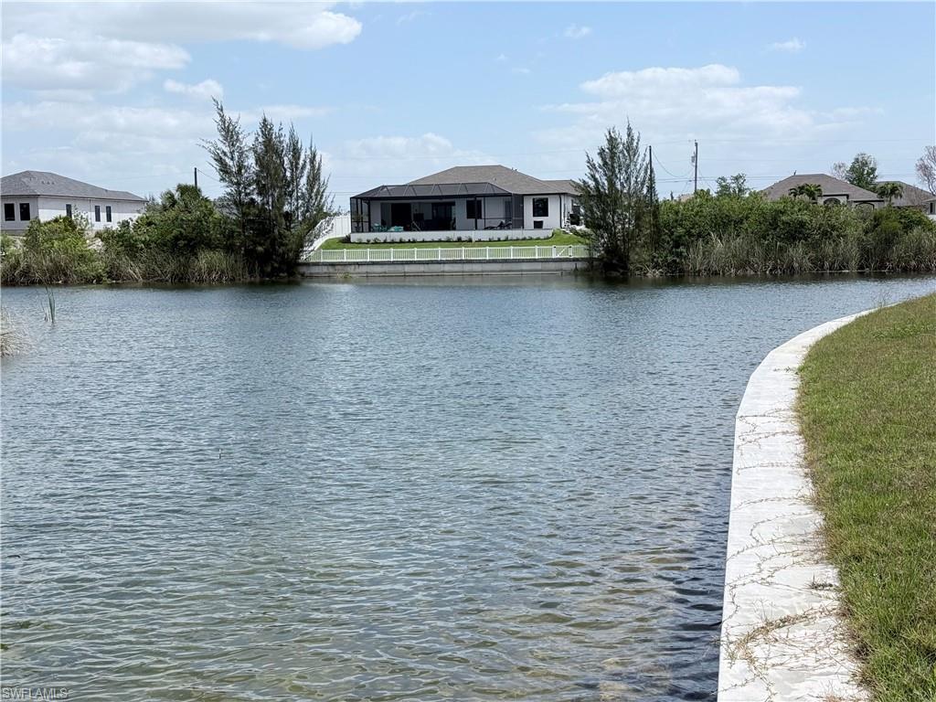 intersecting canal