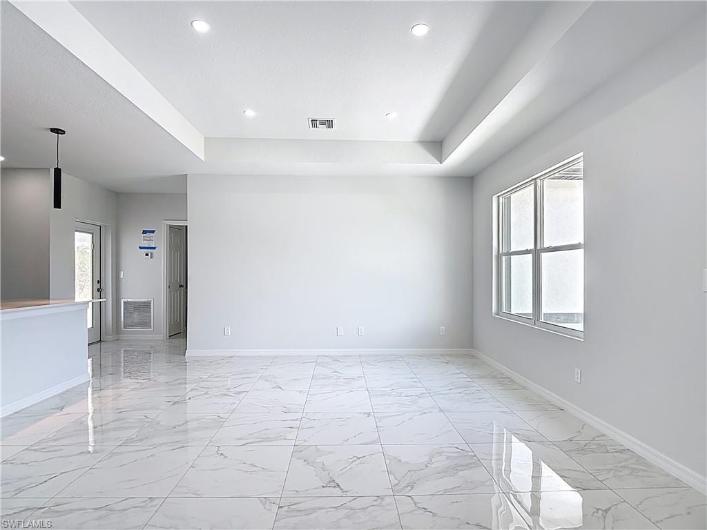 1137 Columbus BLVD photo 6