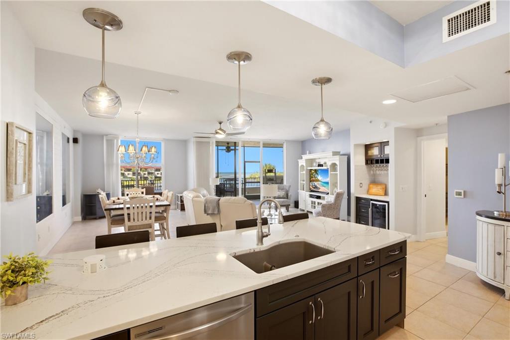 3313 Sunset Key CIR 105 photo 7