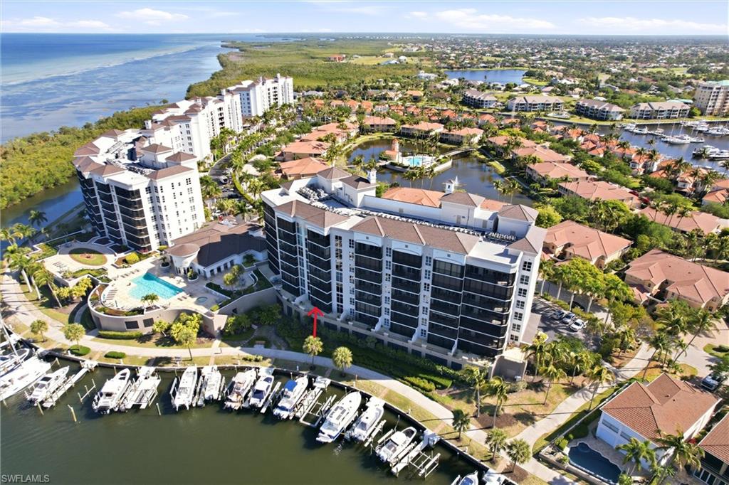 3313 Sunset Key CIR 105