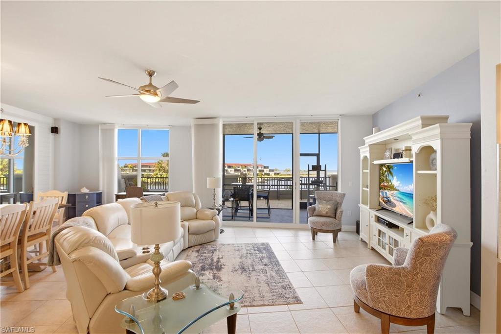 3313 Sunset Key CIR 105