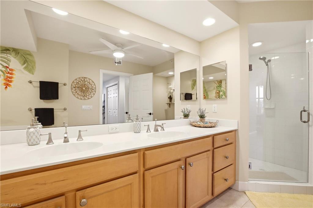 3313 Sunset Key CIR 105 photo 14