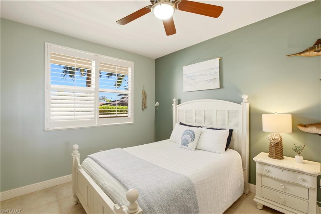 3313 Sunset Key CIR 105 photo 18
