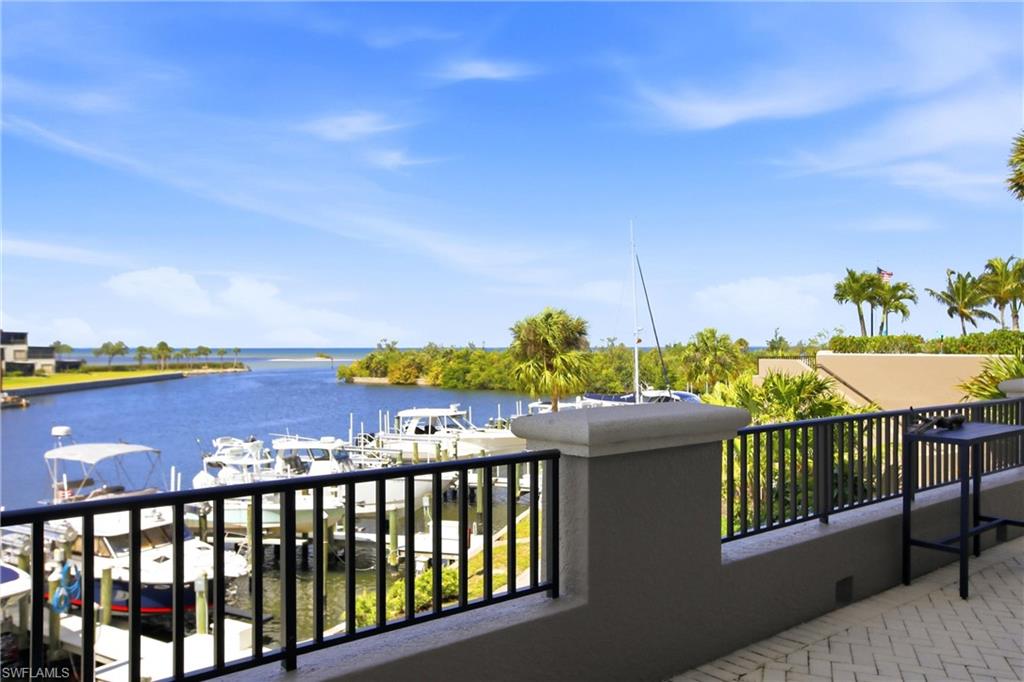 3313 Sunset Key CIR 105 photo 25