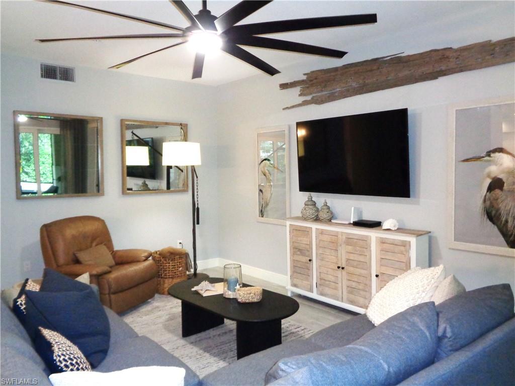 575 El Camino Real 6 photo 11