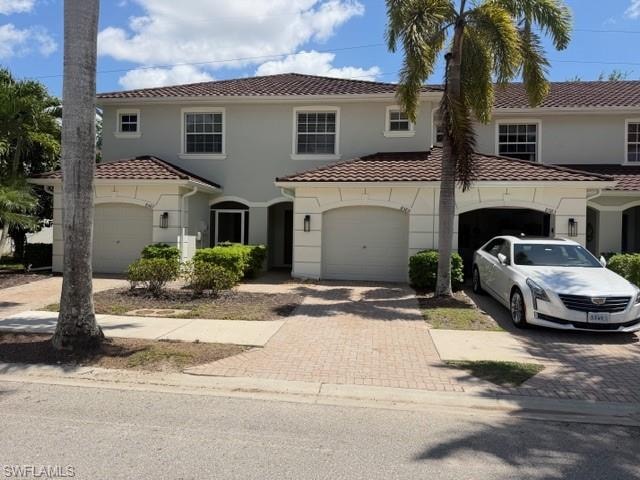 8585 Athena CT