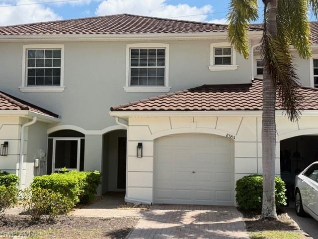 8585 Athena CT