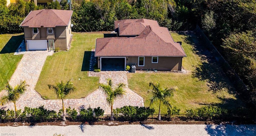1386 Rosemary LN