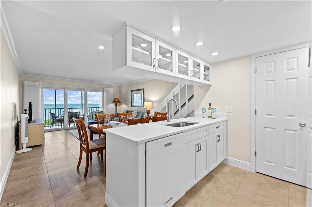 5323 Bayside Villas 24 photo 12