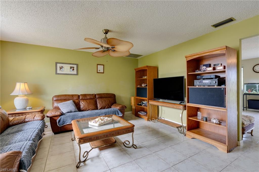 4521 Orchid BLVD photo 6
