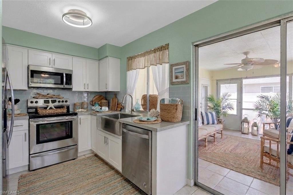 Virtually staged kitchen remodel
