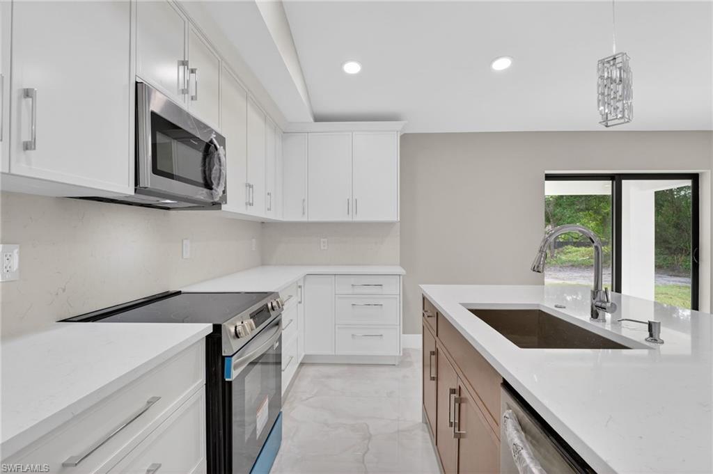 1716 Leroy AVE photo 20