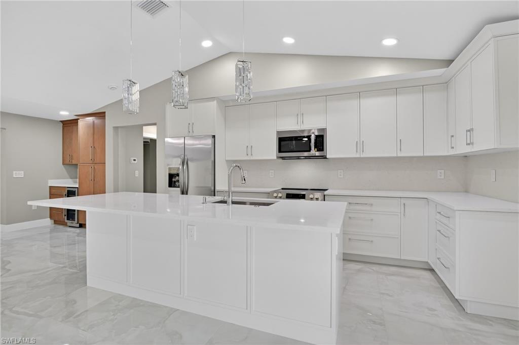 1716 Leroy AVE photo 18